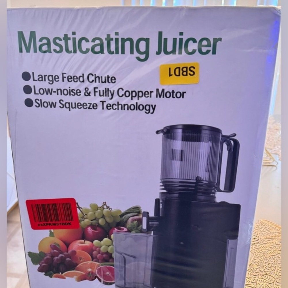 Cold Press Juicer, 5.5inch Wide Feed Chute Juicer Machine for Vegetables &Fruits - Picture 10 of 11